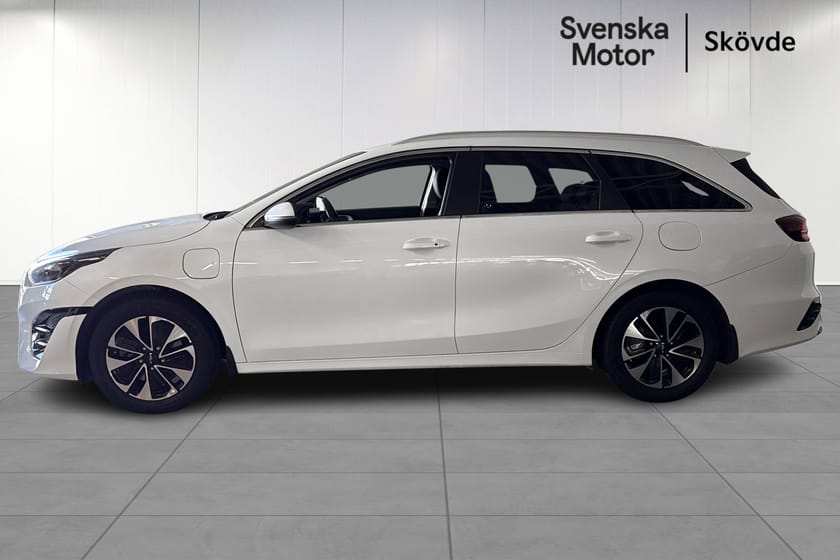 Bild 3 av Kia Ceed Sportswagon Plug-in Hybrid Advance Dragkrok / Adaptiv farthållare / Backkamera / GPS / Dödavinkelvarning
