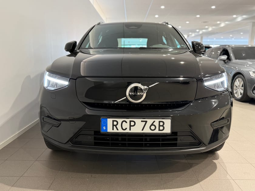Bild 2 av Volvo XC40 Recharge Core  / Navigation / Backkamera /