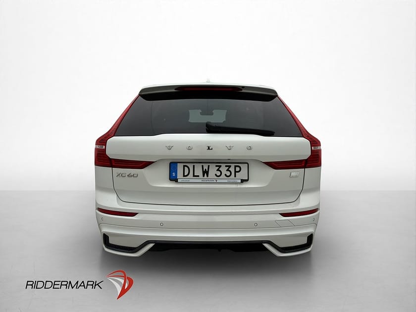 Bild 5 av Volvo XC60 Recharge T8 AWD R-Design Pano H/K HUD Drag 360°