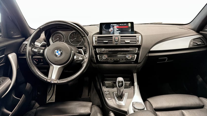 Bild 4 av BMW M135i xDrive 5-d H/K Taklucka Elstol m minne