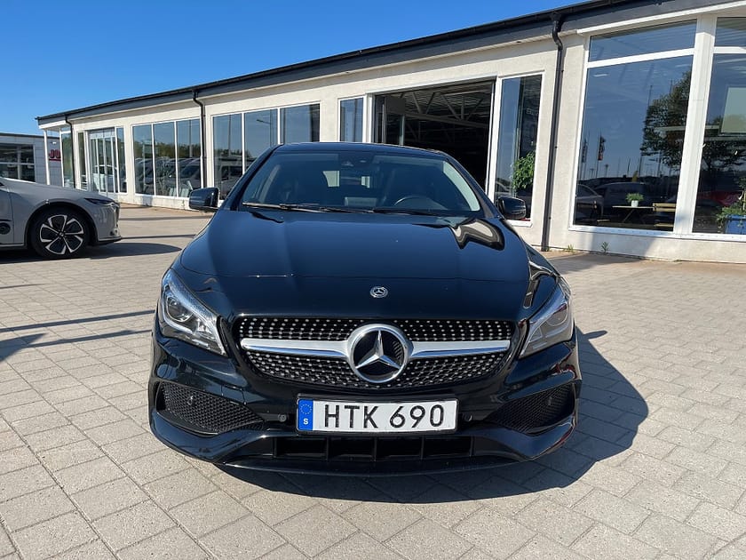 Bild 2 av Mercedes-Benz CLA 200 Shooting Brake 7G-DCT AMG Line 156 hk