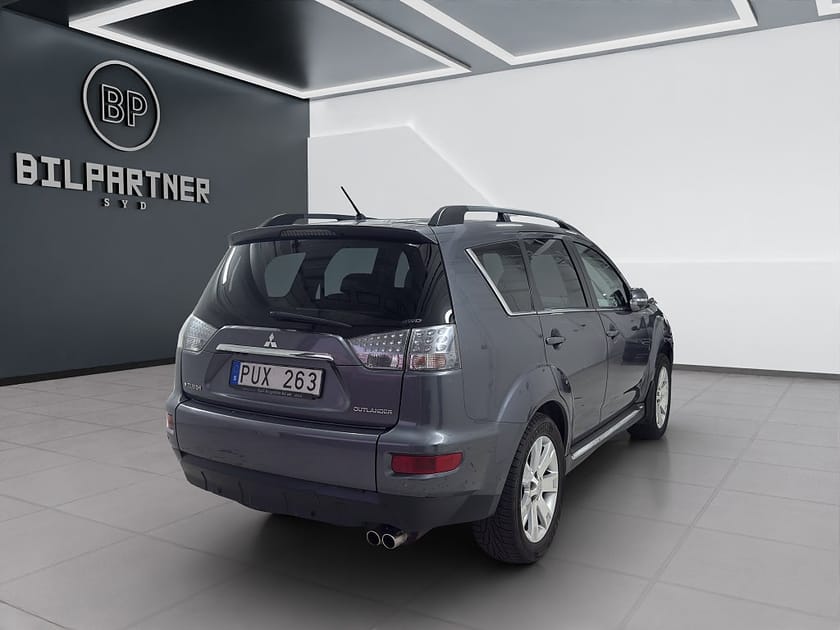 Bild 4 av Mitsubishi Outlander 7-seater 2.2 Di-D AWC TC-SST Business/Kamrem bytt