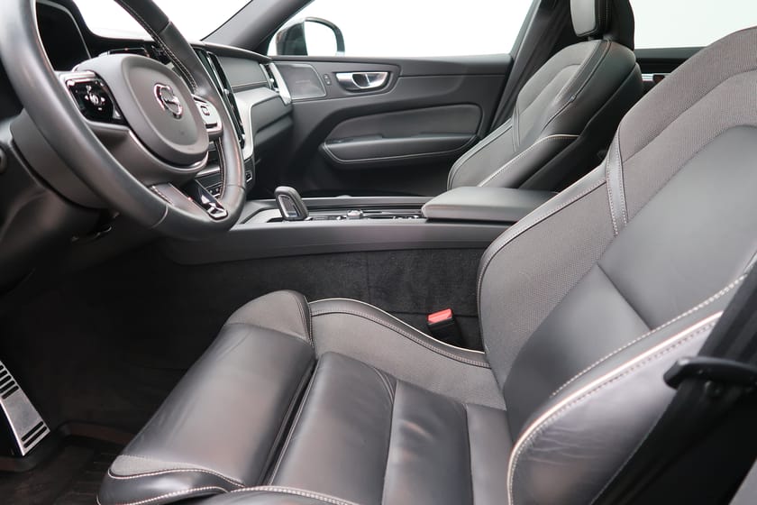 Bild 4 av Volvo XC60 Recharge T6 R-Design T, Drag