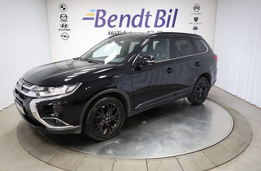 Bild 4 av Mitsubishi Outlander 2.2 Di-D 4WD Onyx 7-sits / Taklucka / Rattvärme