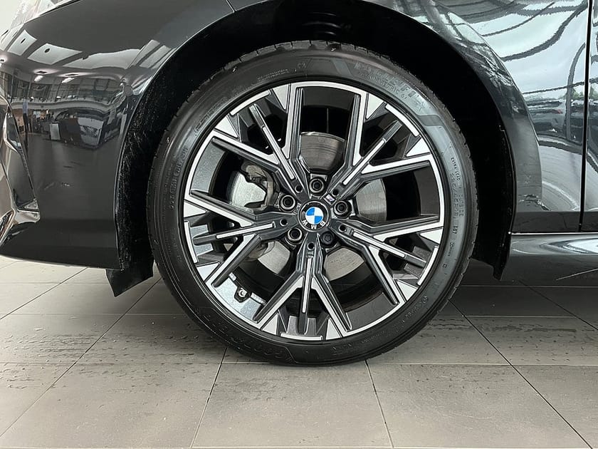 Bild 4 av BMW 120 M Sport Design Nav Drive/Park Assist Rattvärme