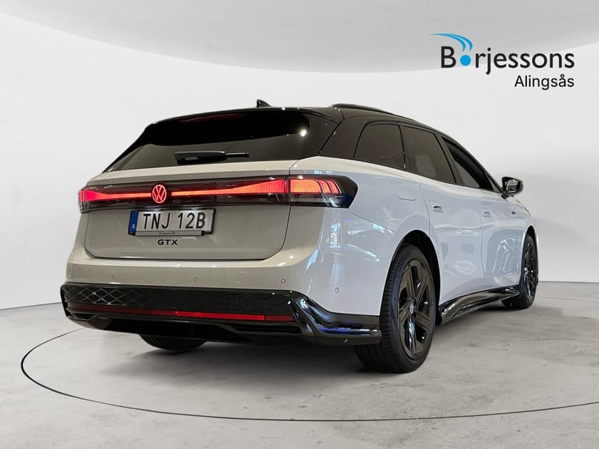 Bild 3 av Volkswagen ID.7 GTX Tourer 86 KWH BATTERI 340 HK 1 VXL