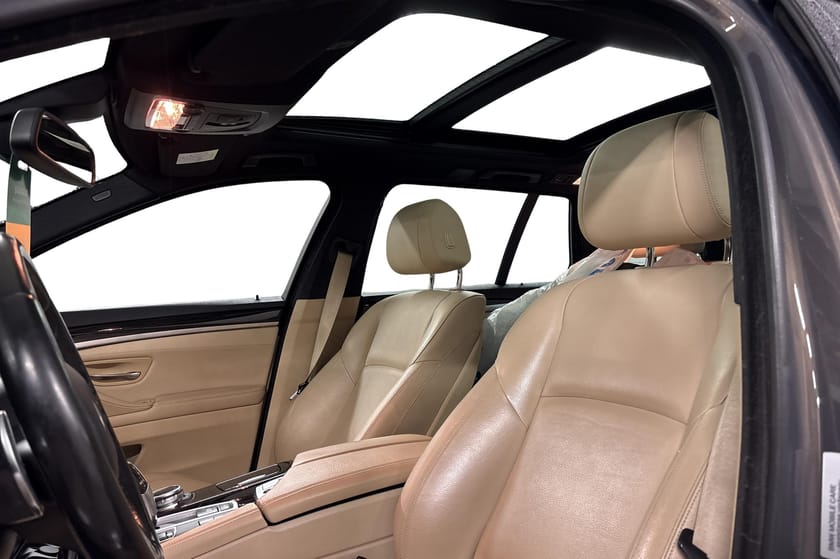 Bilde 4 av BMW 520d xDrive M Performance Touring M-Sport I Adaptive cruise I Panorama I H.feste