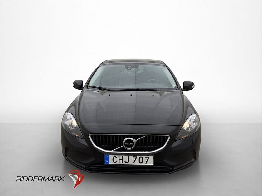 Bild 2 av Volvo V40 T2 122hk Värm VoC P-Sensorer 2-Brukare Kamrem bytt