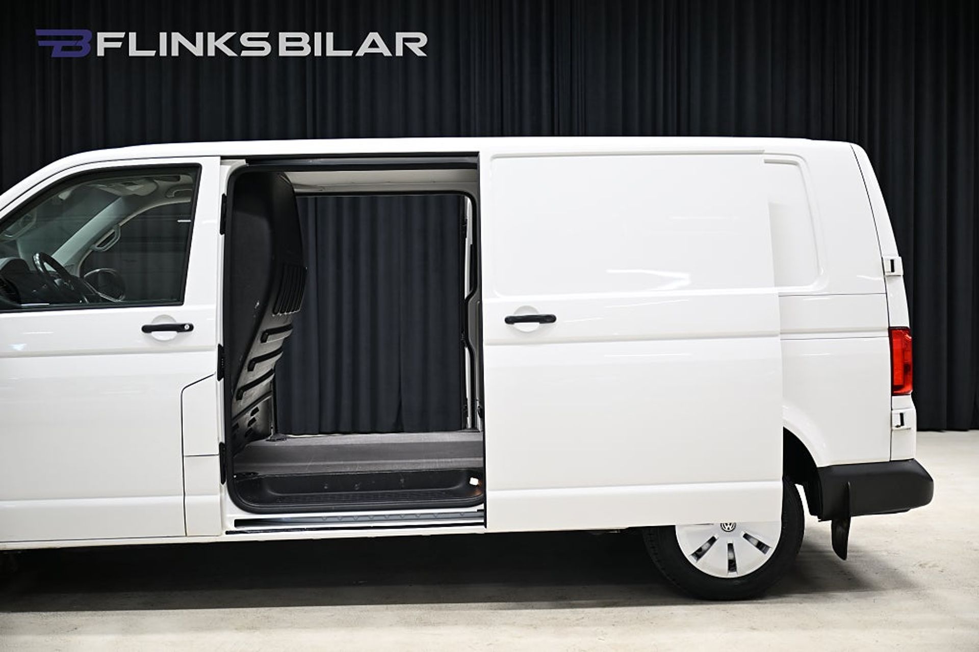 Volkswagen Transporter DSG 150HK L2 2018, bild 6/10