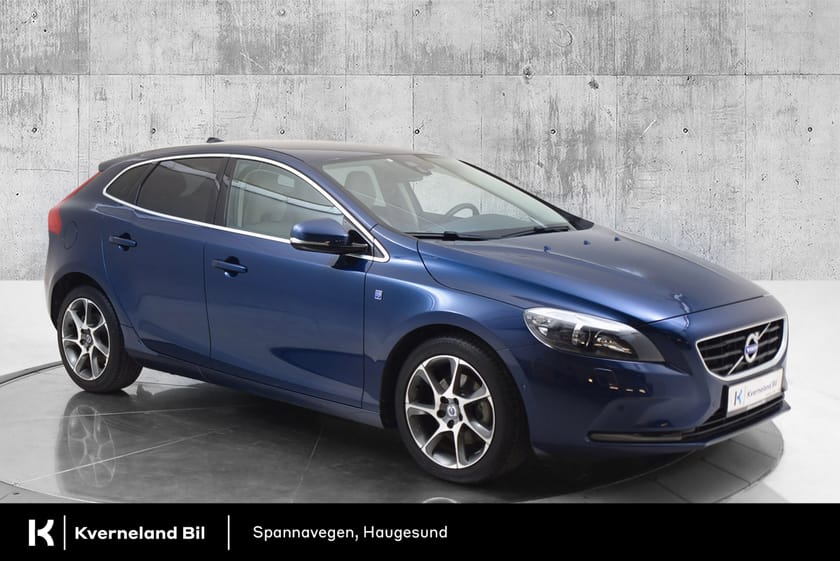 Bilde 1 av Volvo V40 D2 115 HK/Ocean Race/Skinn/R. Kamera/Hengerfeste