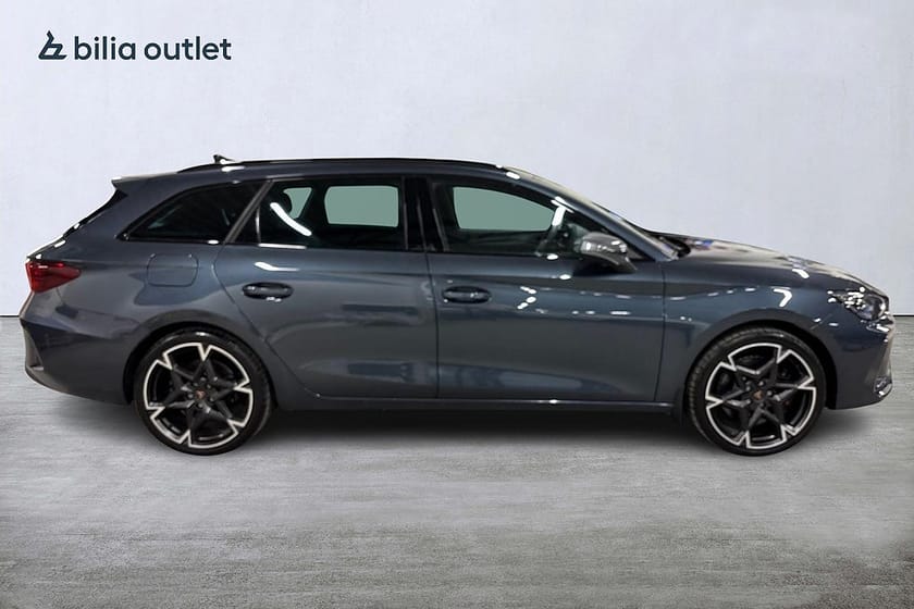 Bild 5 av CUPRA Leon Sportstourer VZ e-Hybrid e-Hyb B-kam Carplay Elstol