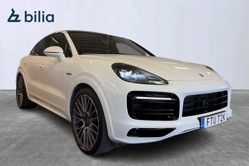 Bild 3 av Porsche Cayenne E-Hybrid Coupé Luftfjädring | 22" RS Spyder | Sport Chrono
