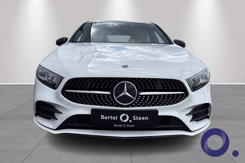 Bilde 5 av Mercedes-Benz A 180 AMG Premium | Panorama |Burmester| Keyless | 19" AMG |