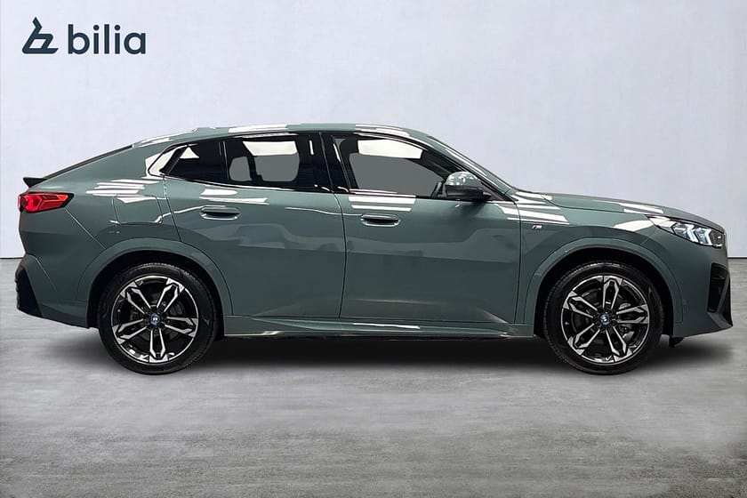 Bild 2 av BMW iX2 xDrive30 M Sport Drag 19" Alu