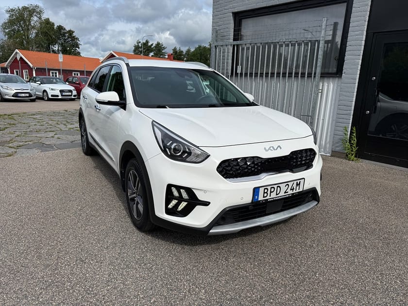 Bild 1 av Kia Niro P-HEV DCT 141HK ADVANCE PLUS / NAVI / VÄRMARE / 4100Mil