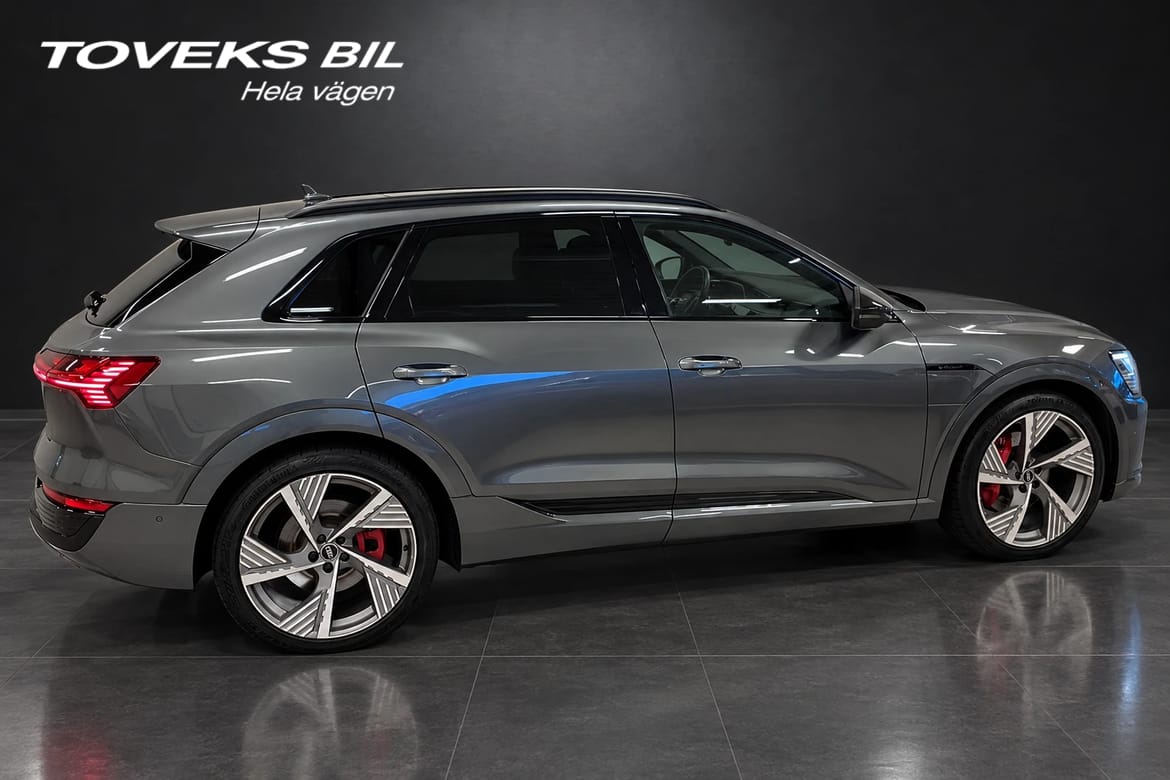 Audi Audi Q8 50 e-tron quattro — bild 4