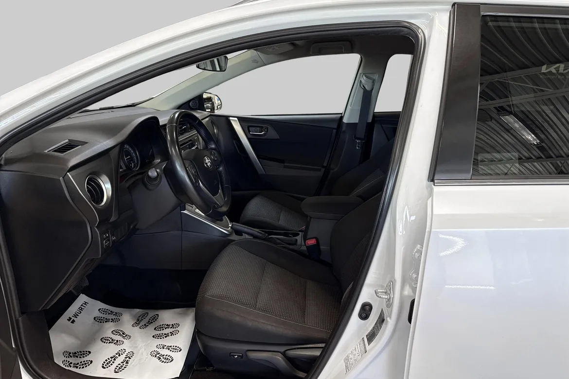 picture of a car