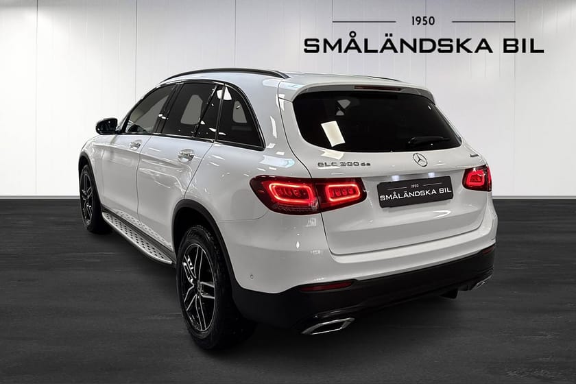 Bild 4 av Mercedes-Benz GLC 300 de 4MATIC AMG Line Panorama Drag 306hk