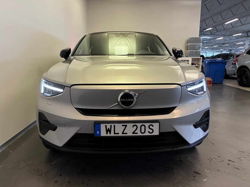 Bild 2 av Volvo C40 Recharge Core / Panoramatak / Keyless / Backkamera / Navigation
