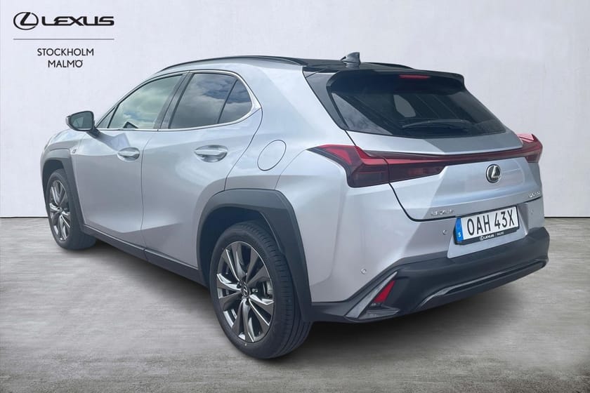 Bild 3 av Lexus UX 250h F Sport Design Navigation Läderklädsel
