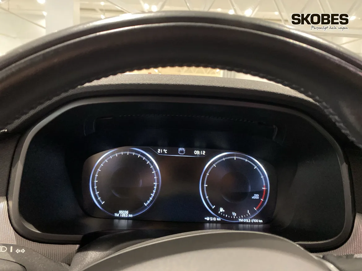 Volvo V90 Cross Country