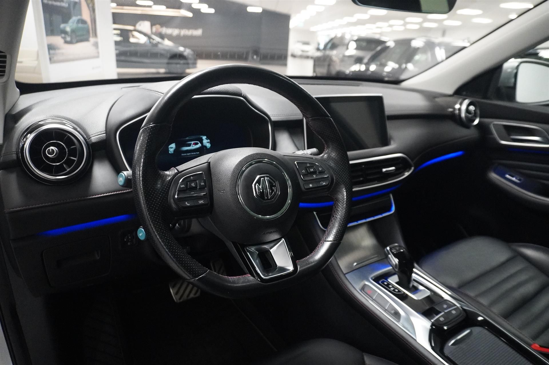 MG EHS PHEV Luxury Pano Drag 2021, bild 2/10