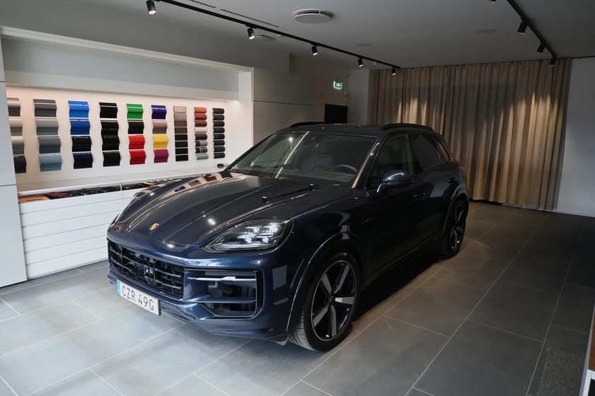 Bild 1 av Porsche Cayenne E-Hybrid 