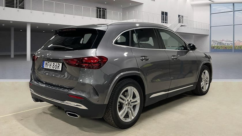 Bild 3 av Mercedes-Benz GLA 220 d 4MATIC 4MATIC, AMG Line, Premium, Drag, Värmare, 360