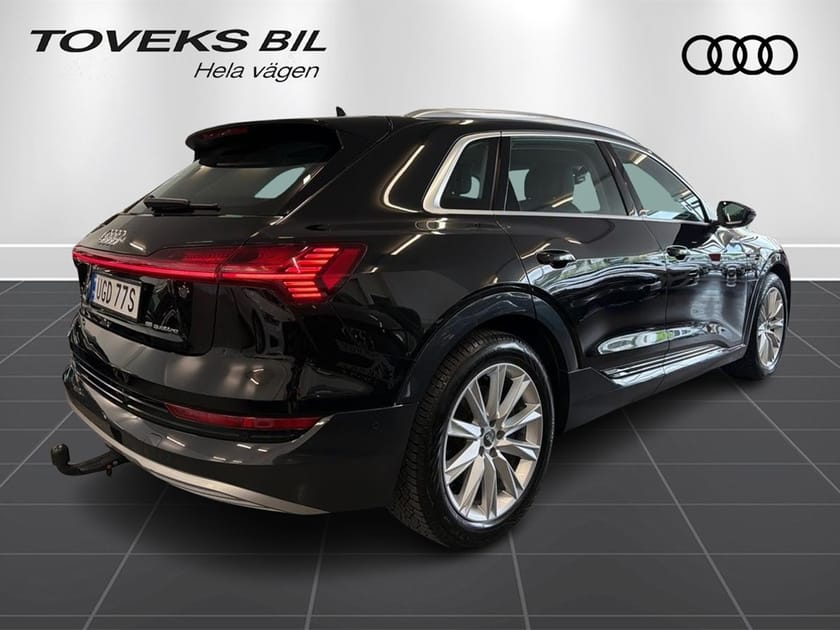 Bild 4 av Audi e-tron 55 quattro 408hk I Drag