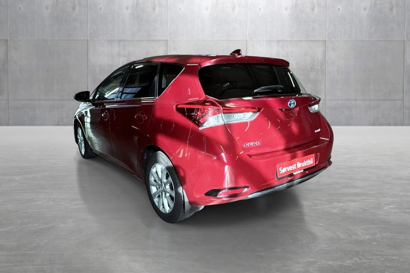Bilde 3 av Toyota Auris Hybrid 1.8 Bensin Automatgir (E-CVT) Active Sport