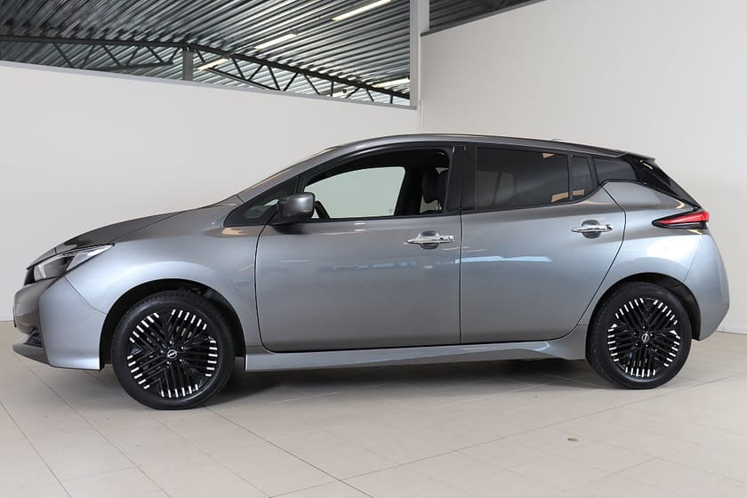 Bild 3 av Nissan Leaf e+ 62 kWh 217HK Tekna Skinn 360° Navigation Keyless