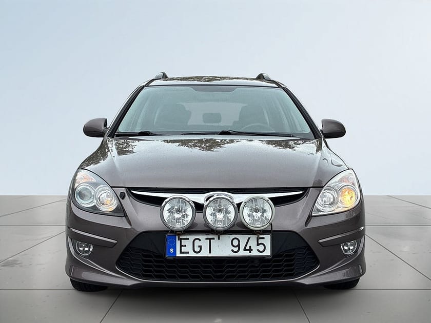 Bild 2 av Hyundai i30cw CRDi Select Drag/SoV-Däck/Värmare/Psens