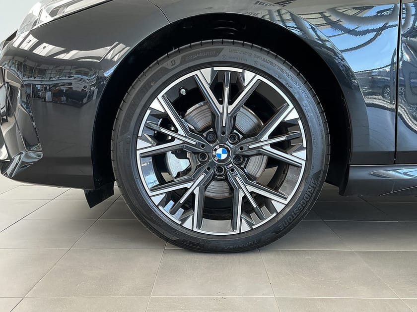Bild 4 av BMW 120 4,95 ränta M Sport Design Nav Drive/Park-assist Rattv