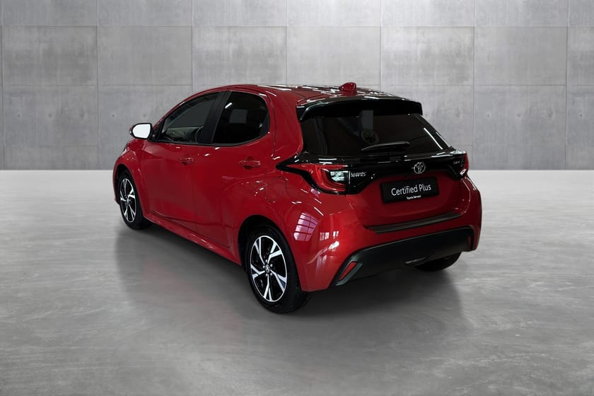 Bilde 3 av Toyota Yaris Hybrid 115 1.5 Bensin Automatgir Active Tech