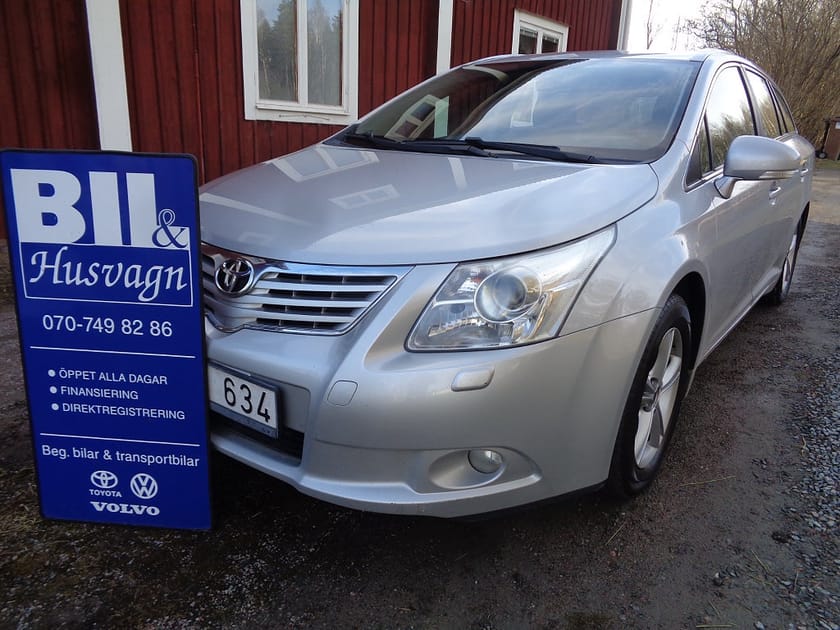 Bild 1 av Toyota Avensis Kombi 2.0 FULLSERVAD/DRAG/ACC/FINANS/VÄLVÅRDAD/INBYTE