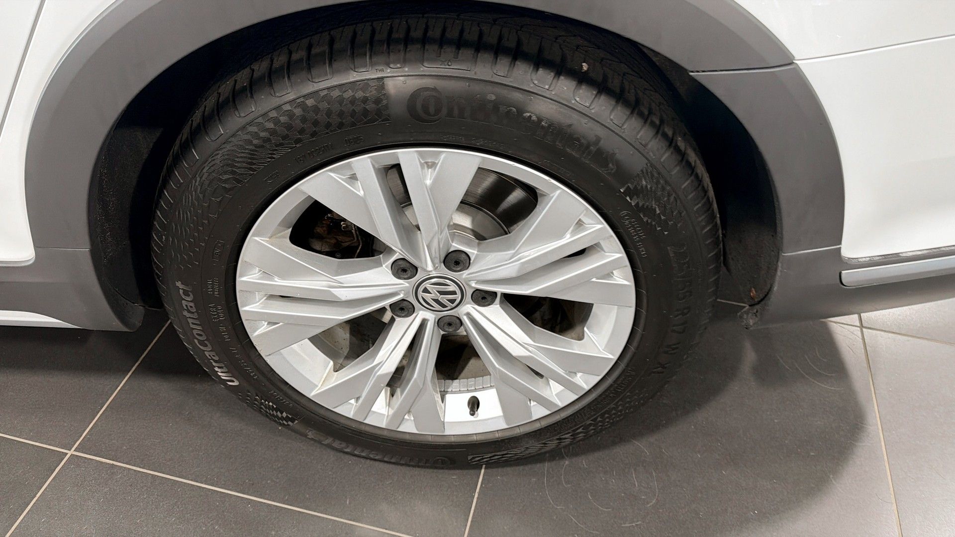 Volkswagen Passat 2017, bild 5/10