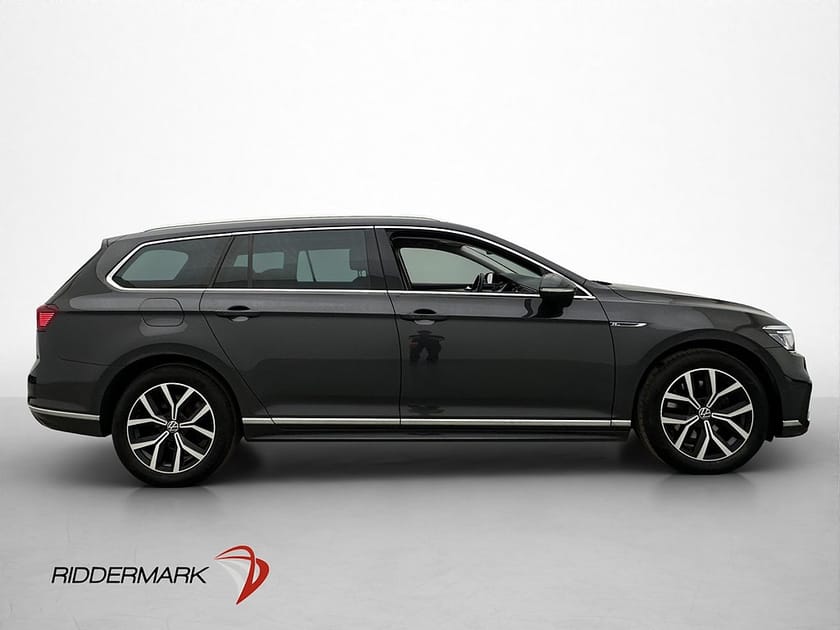 Bild 5 av Volkswagen Passat Sportscombi TDI 4M 200hk R-Line Cockpit Drag Värmare