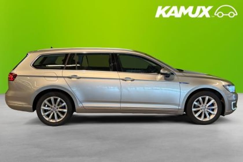 Bild 2 av Volkswagen Passat Variant GTE 1.4 TSI DSG 218hk B-Kamera PDC Värmare Drag