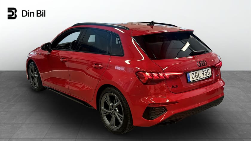 Bild 3 av Audi A3 Sportback 40 TFSI quattro S LINE 190 HK S