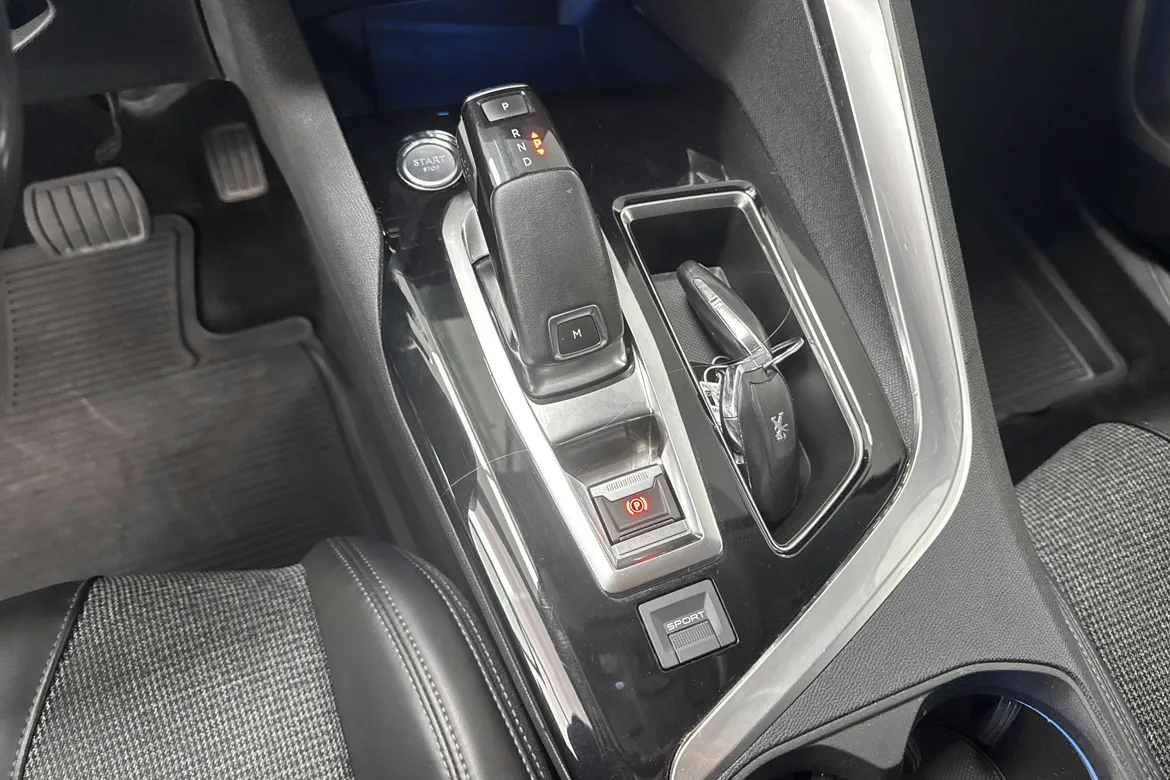 picture of a car