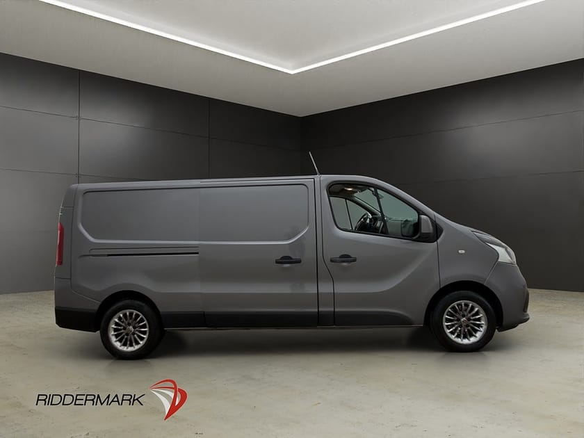 Bild 2 av Nissan NV300 Skåpbil L2 1.6dCi Värmare Farthållare Dragkrok B-Kamera