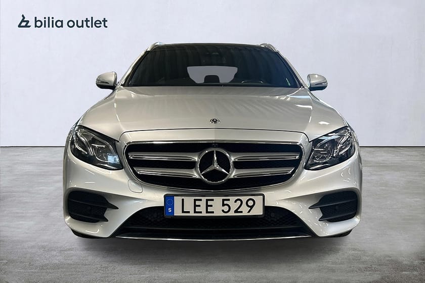 Bild 3 av Mercedes-Benz E 200 T AMG 184hk Panorama Drag Carplay 360°