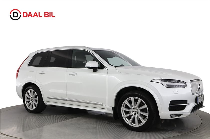 Bild 4 av Volvo XC90 7-SITS D5 AWD 235HK INSCRIPTION H/K® PANO 360-KAM HUD