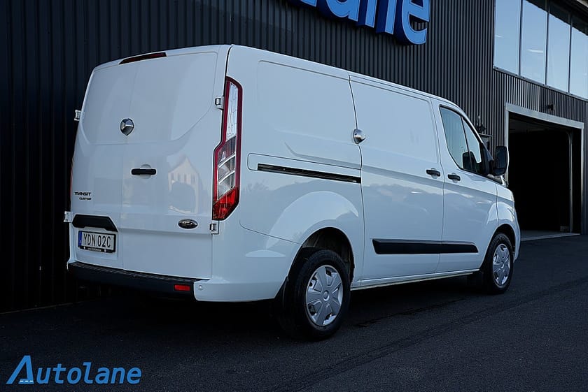 Bild 3 av Ford Transit Custom 280 2.0 Nyservad, PDC, inrett skåp. MOMS 131hk