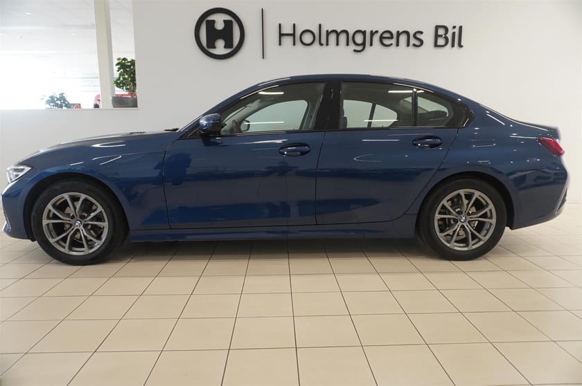 Bild 3 av BMW 320i Sedan