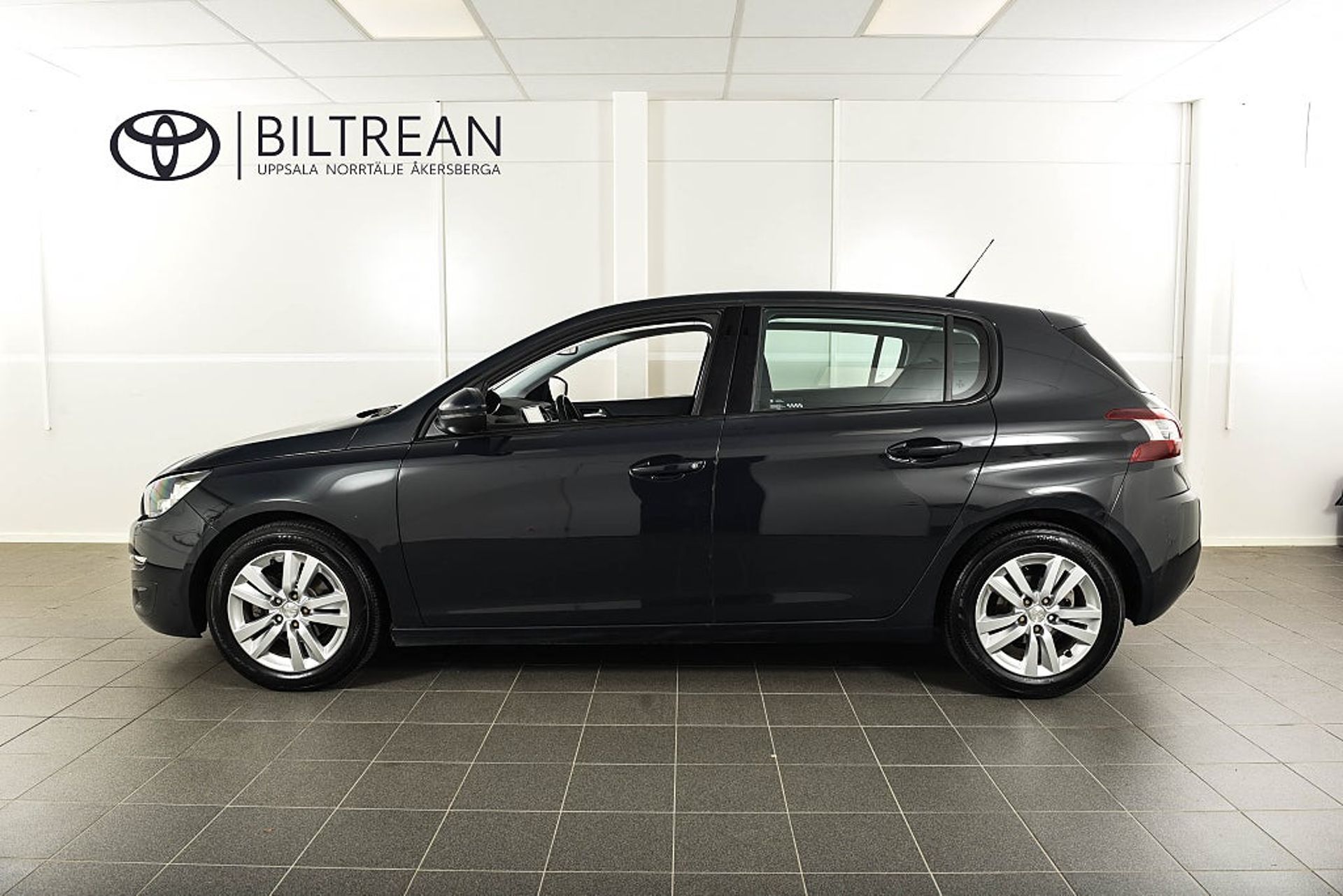 Peugeot 308 2016, bild 2/15