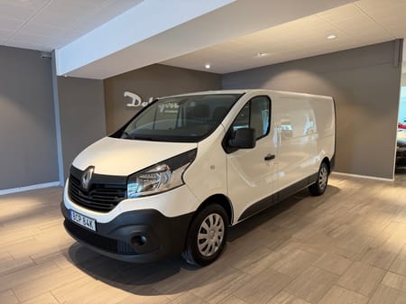 Renault Trafic Skåpbil 120hk Lång | Drag Värmare V-hjul