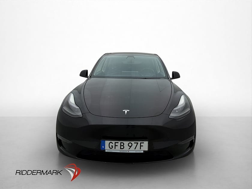 Bild 3 av Tesla Model Y Long Range AWD MOMS Autopilot En-Brukare