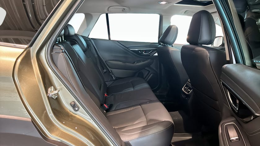 Bild 5 av Subaru Outback 2 5di cvt xfuel Touring