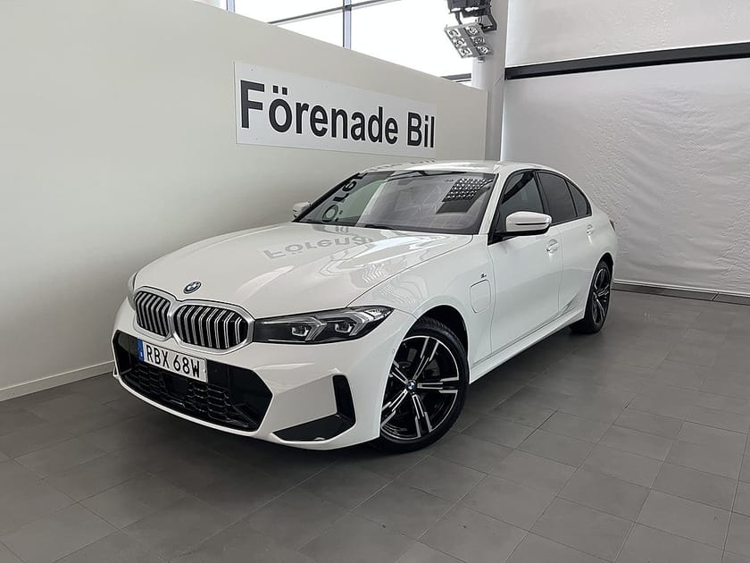 Bild 1 av BMW 330e xDrive Sedan